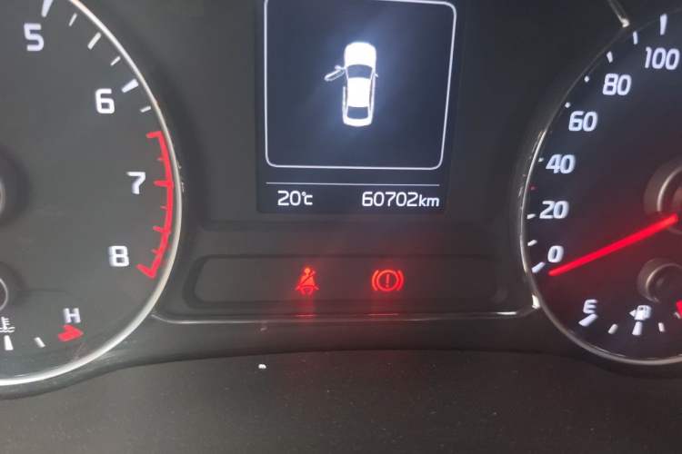 Used Kia K3 2016 1.6L Automatic GL Odometer Close Up