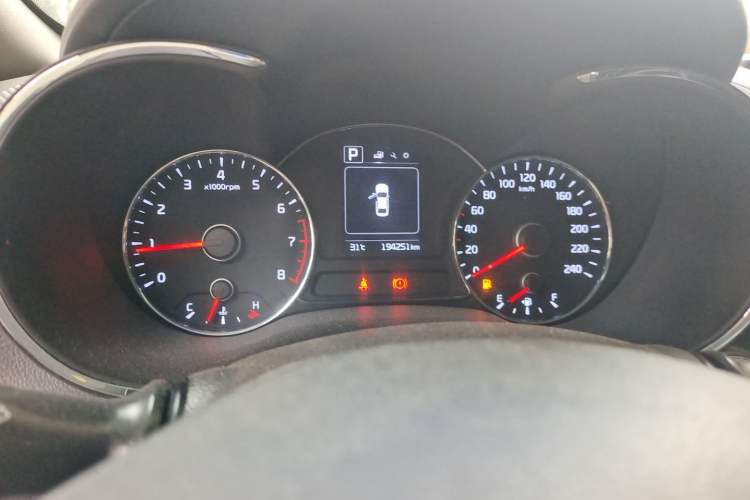 Used Kia K3 2016 1.6L Automatic GLS Odometer Close Up