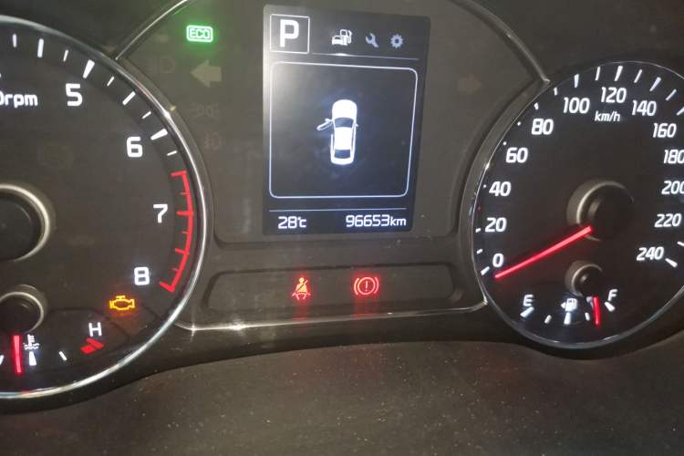 Used Kia K3 2016 1.6L Automatic GLS Odometer Close Up
