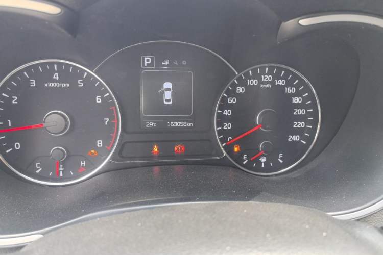 Used Kia K3 2016 1.6L Automatic GLS Odometer Close Up