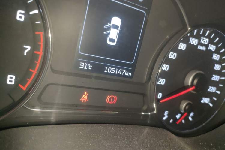 Used Kia K3 2016 1.6L Manual GL Odometer Close Up