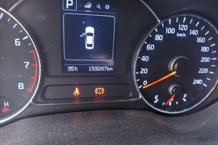 Used Kia K3 2016 1.6L Automatic DLX Odometer Close Up