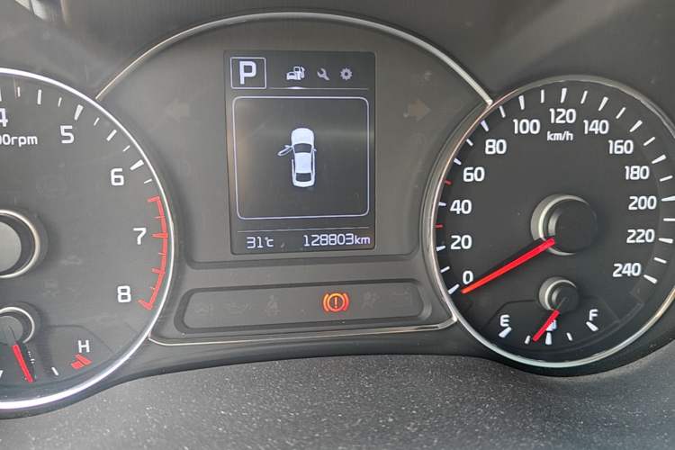 Used Kia K3 2016 1.6L Automatic GLS Odometer Close Up