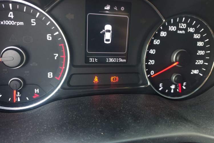 Used Kia K3 2016 1.6L Manual GL Odometer Close Up