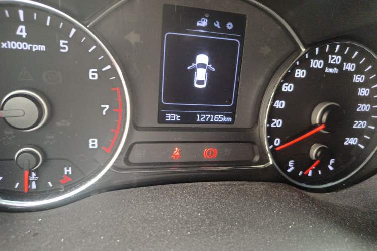 Used Kia K3 2016 1.6L Manual GL Odometer Close Up