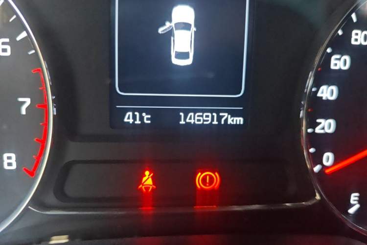 Used Kia K3 2016 1.6L Manual GL Odometer Close Up
