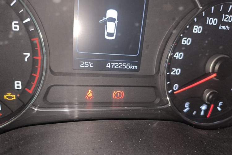 Used Kia K3 2016 1.6L Manual GL Odometer Close Up