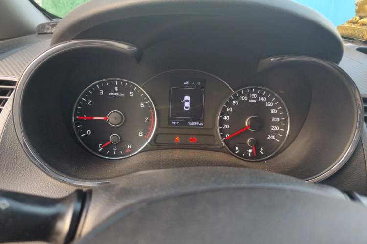 Used Kia K3 2016 1.6L Manual GL Odometer Close Up
