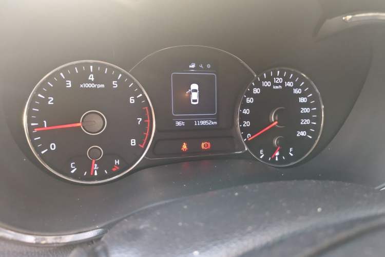 Used Kia K3 2016 1.6L Manual GL Odometer Close Up