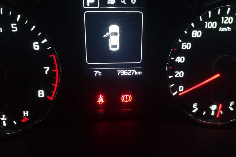 Used Kia K3 2016 1.6L Automatic GL Odometer Close Up