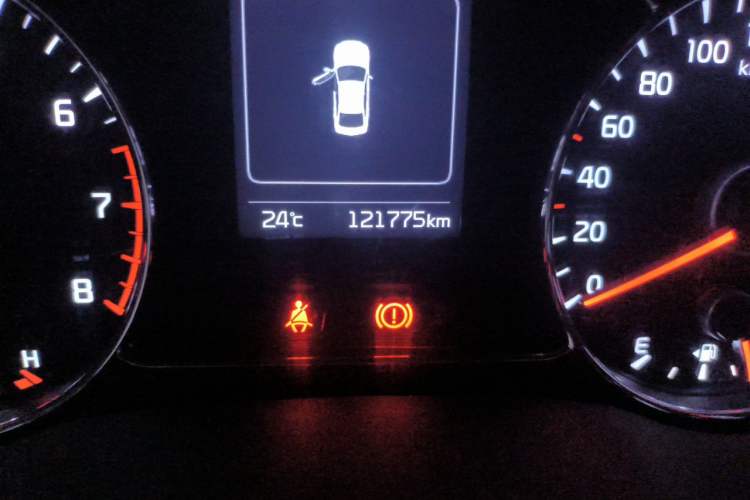 Used Kia K3 2016 1.6L Automatic GL Odometer Close Up