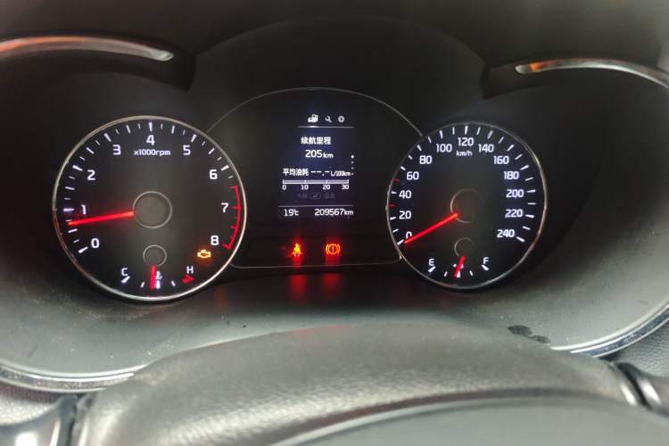 Used Kia K3 2016 1.6L Manual GL Odometer Close Up