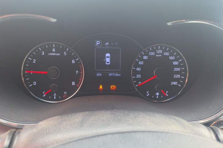 Used Kia K3 2016 1.6L Automatic GLS Odometer Close Up
