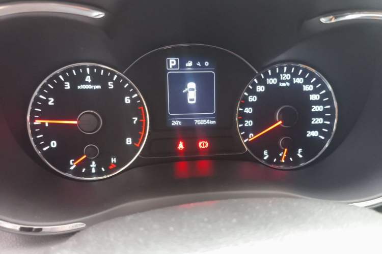 Used Kia K3 2016 1.6L Automatic GLS Odometer Close Up