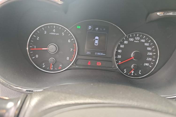 Used Kia K3 2016 1.6L Automatic GLS Odometer Close Up