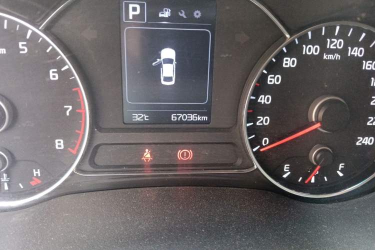 Used Kia K3 2016 1.6L Automatic GL Odometer Close Up