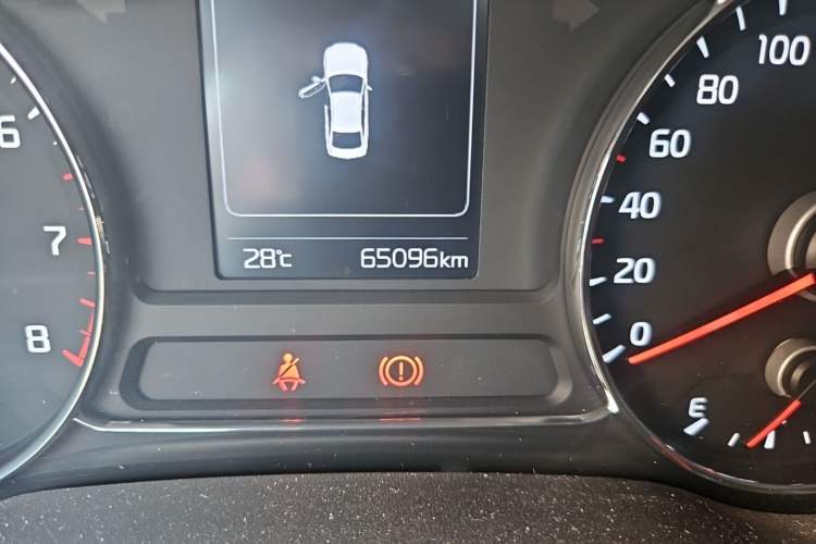 Used Kia K3 2016 1.6L Automatic GLS Odometer Close Up