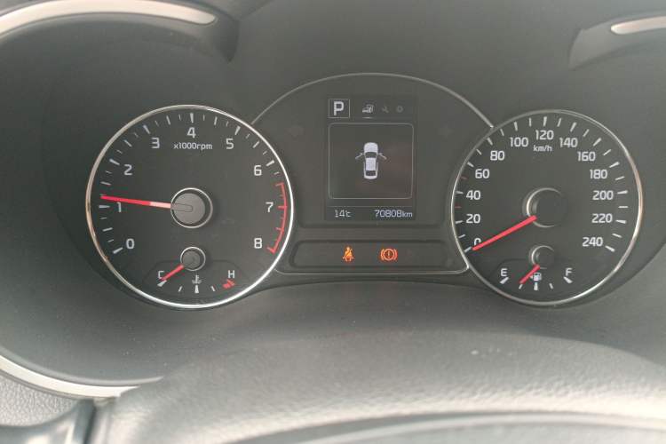 Used Kia K3 2016 1.6L Automatic with Sunroof Odometer Close Up