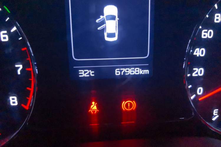 Used Kia K3 2016 1.6L Automatic GLS Odometer Close Up