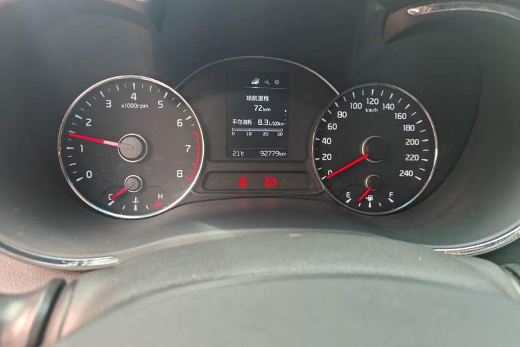 Used Kia K3 2016 1.6L Manual GL Odometer Close Up