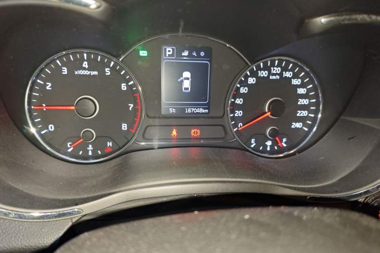 Used Kia K3 2016 1.6L Automatic GLS Odometer Close Up