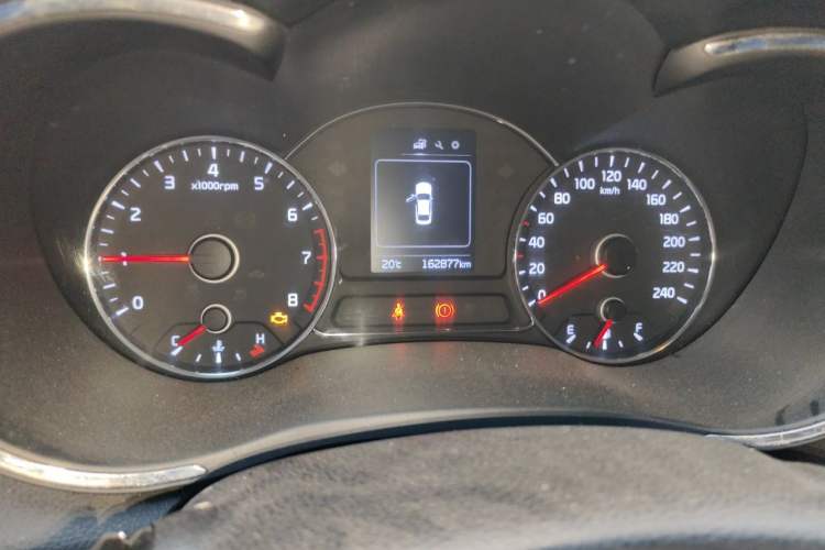 Used Kia K3 2016 1.6L Manual GLS Odometer Close Up