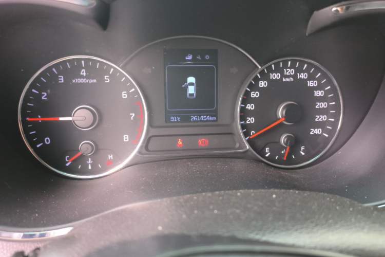 Used Kia K3 2016 1.6L Manual GL Odometer Close Up