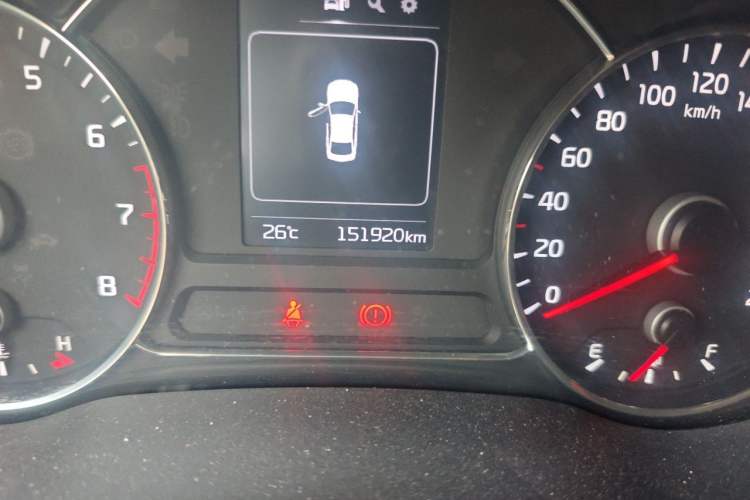 Used Kia K3 2016 1.6L Manual GL Odometer Close Up