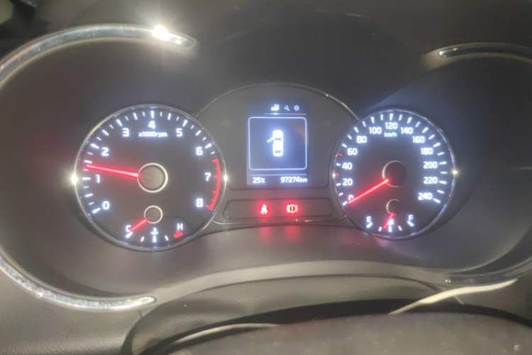 Used Kia K3 2016 1.6L Manual GL Odometer Close Up