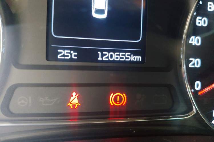 Used Kia K3 2016 1.6L Automatic GLS Odometer Close Up
