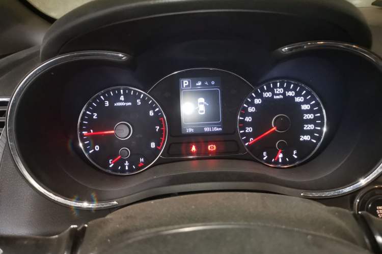 Used Kia K3 2016 1.6L Automatic GLS Odometer Close Up