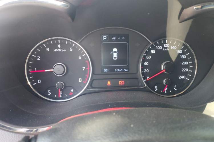 Used Kia K3 2016 1.6L Automatic GLS Odometer Close Up