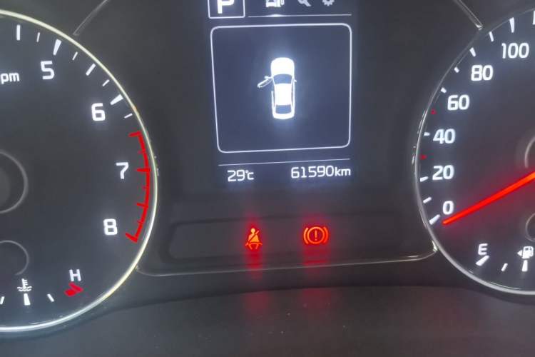Used Kia K3 2016 1.6L Automatic GLS Odometer Close Up