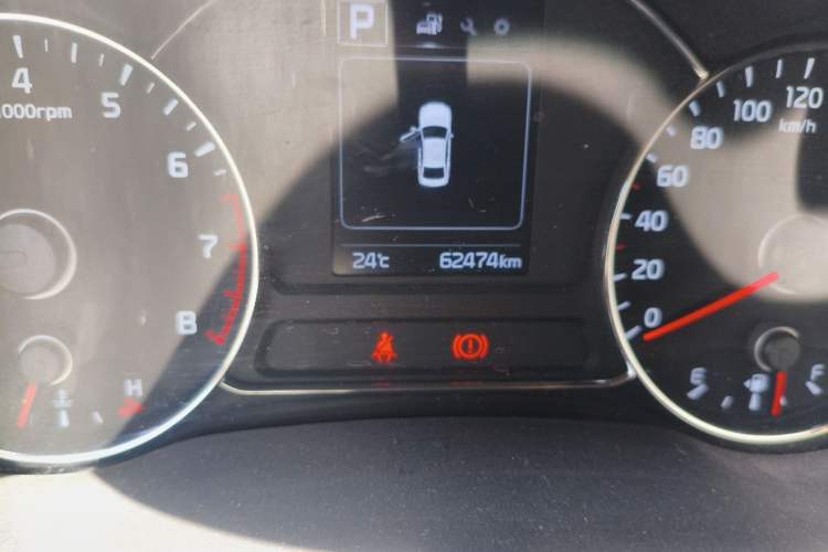Used Kia K3 2016 1.6L Automatic GL Odometer Close Up