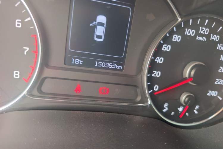 Used Kia K3 2016 1.6L Automatic GLS Odometer Close Up