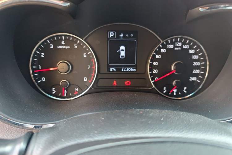 Used Kia K3 2016 1.6L Automatic with Sunroof Odometer Close Up