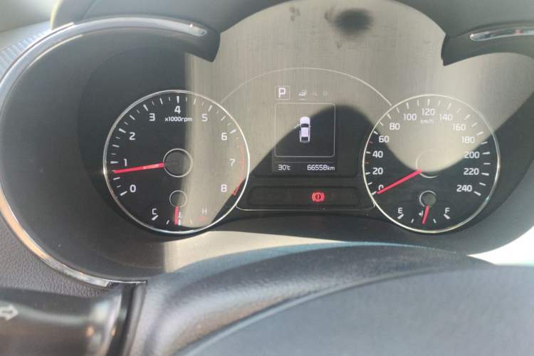 Used Kia K3 2016 1.6L Automatic GLS Odometer Close Up