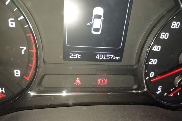 Used Kia K3 2016 1.6L Automatic GLS Odometer Close Up