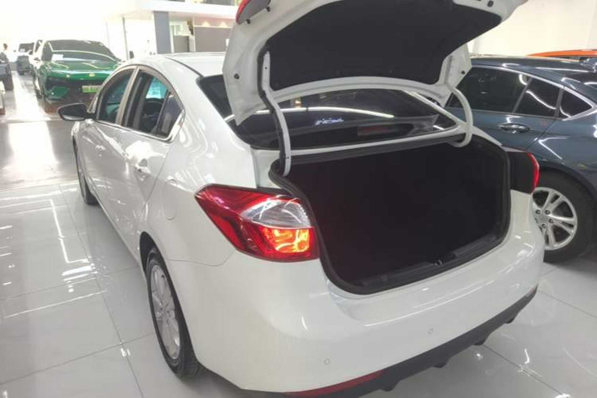 Used Kia K3 2016 1.6L Automatic GLS Rear Left 45 Deg