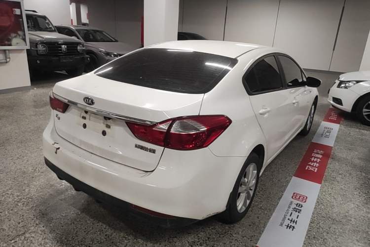 Used Kia K3 2016 1.6L Automatic GL Rear Right 45 Deg