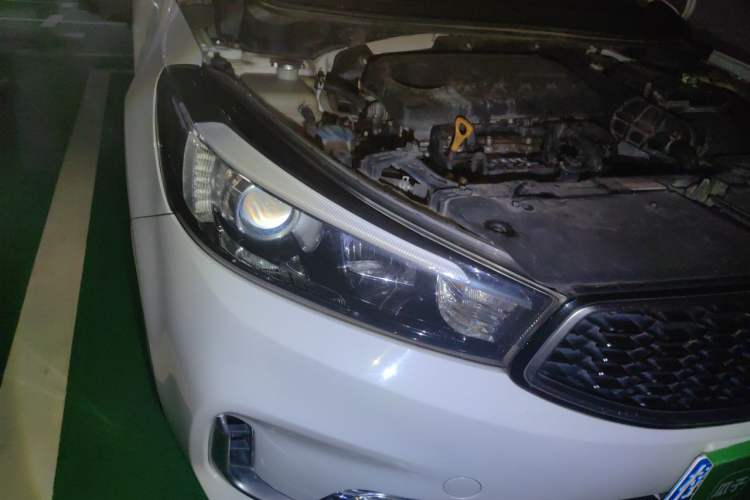 Used Kia K3 2016 1.4T Automatic GLS Right Front Headlight