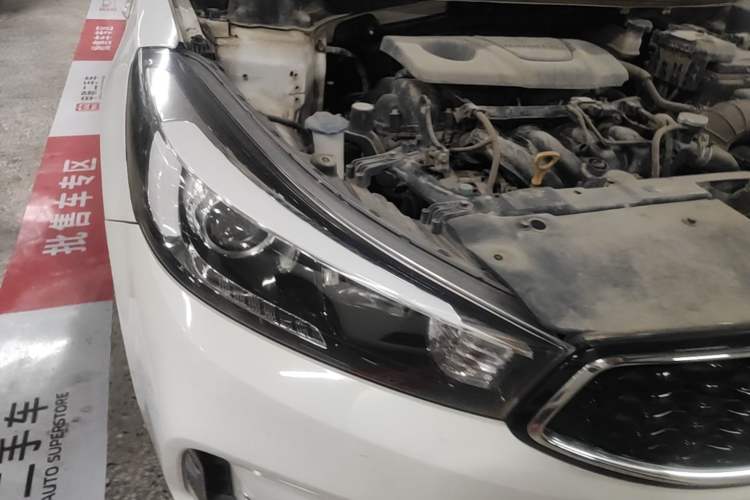 Used Kia K3 2016 1.6L Automatic GL Right Front Headlight