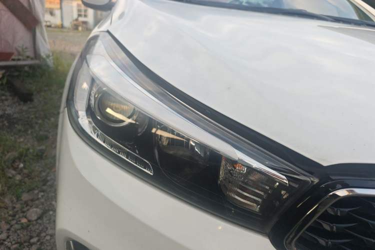Used Kia K3 2016 1.6L Automatic GL Right Front Headlight