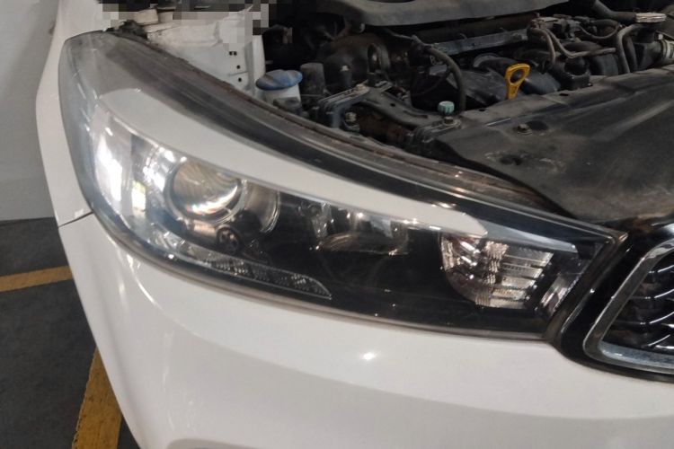 Used Kia K3 2016 1.6L Automatic GL Right Front Headlight