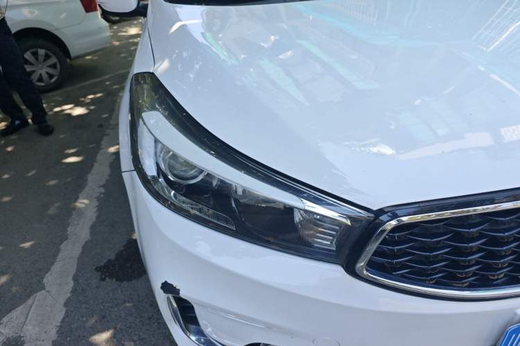 Used Kia K3 2016 1.6L Automatic GLS Right Front Headlight