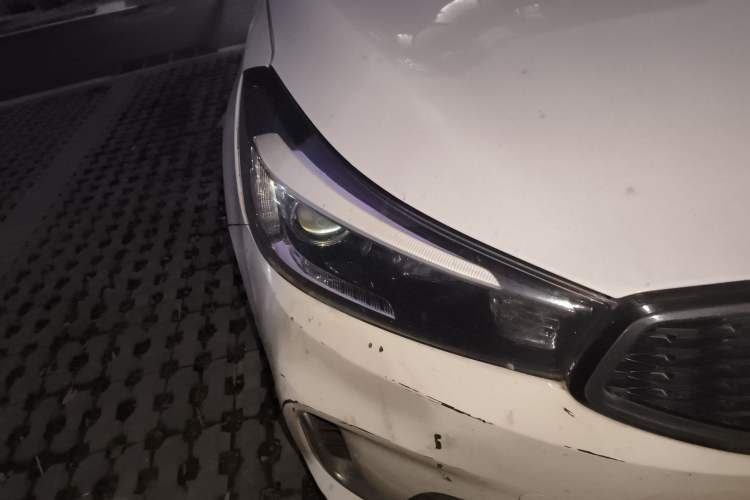 Used Kia K3 2016 1.6L Automatic GLS Right Front Headlight