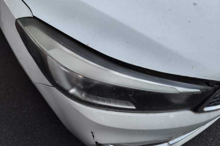Used Kia K3 2016 1.6L Automatic GL Right Front Headlight
