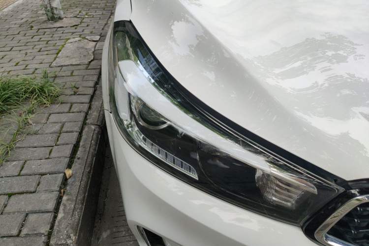 Used Kia K3 2016 1.6L Manual GL Right Front Headlight
