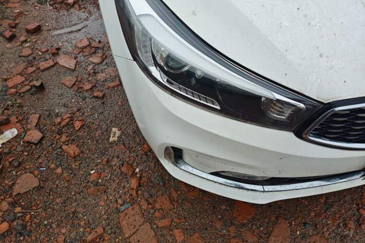 Used Kia K3 2016 1.6L Automatic GLS Right Front Headlight