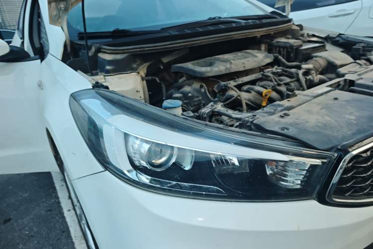 Used Kia K3 2016 1.6L Automatic GL Right Front Headlight